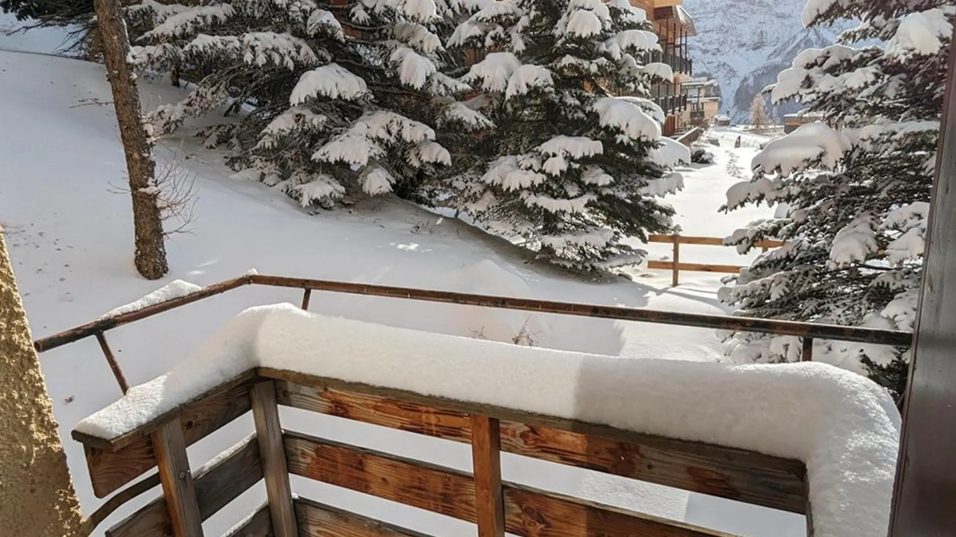 Maxi Studio 6 Pers. - 50M Des Pistes, Commerces, Piscine, Bowling, Hammam, Sauna - Fr-1-262-186 Orcières 0*,  Frankrike